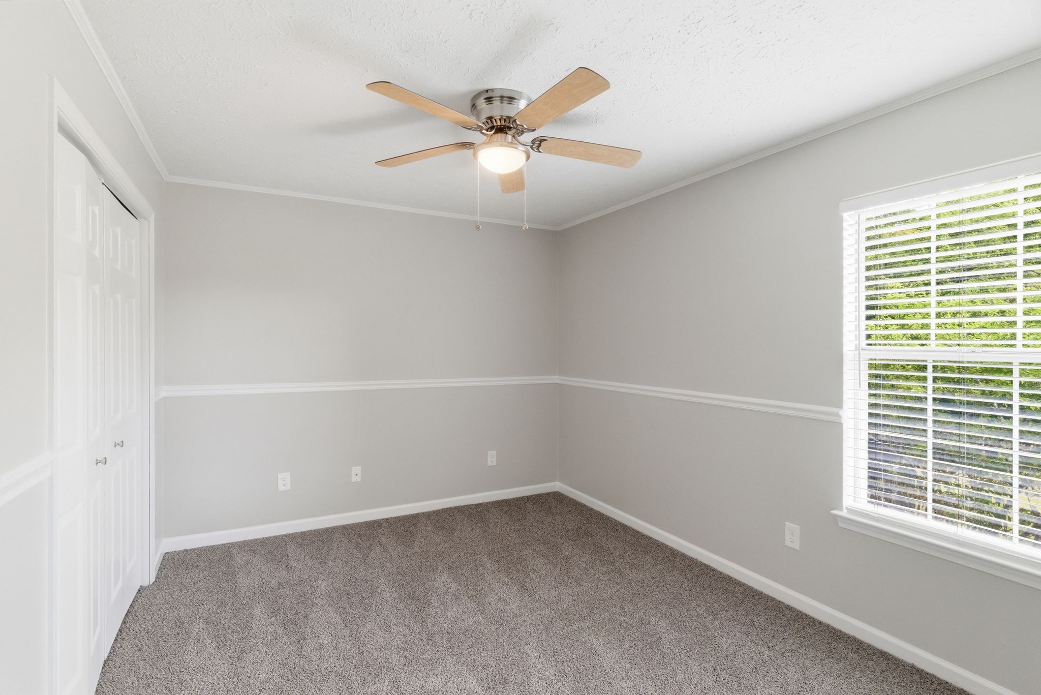200 Barrington Ct Property Photo 30