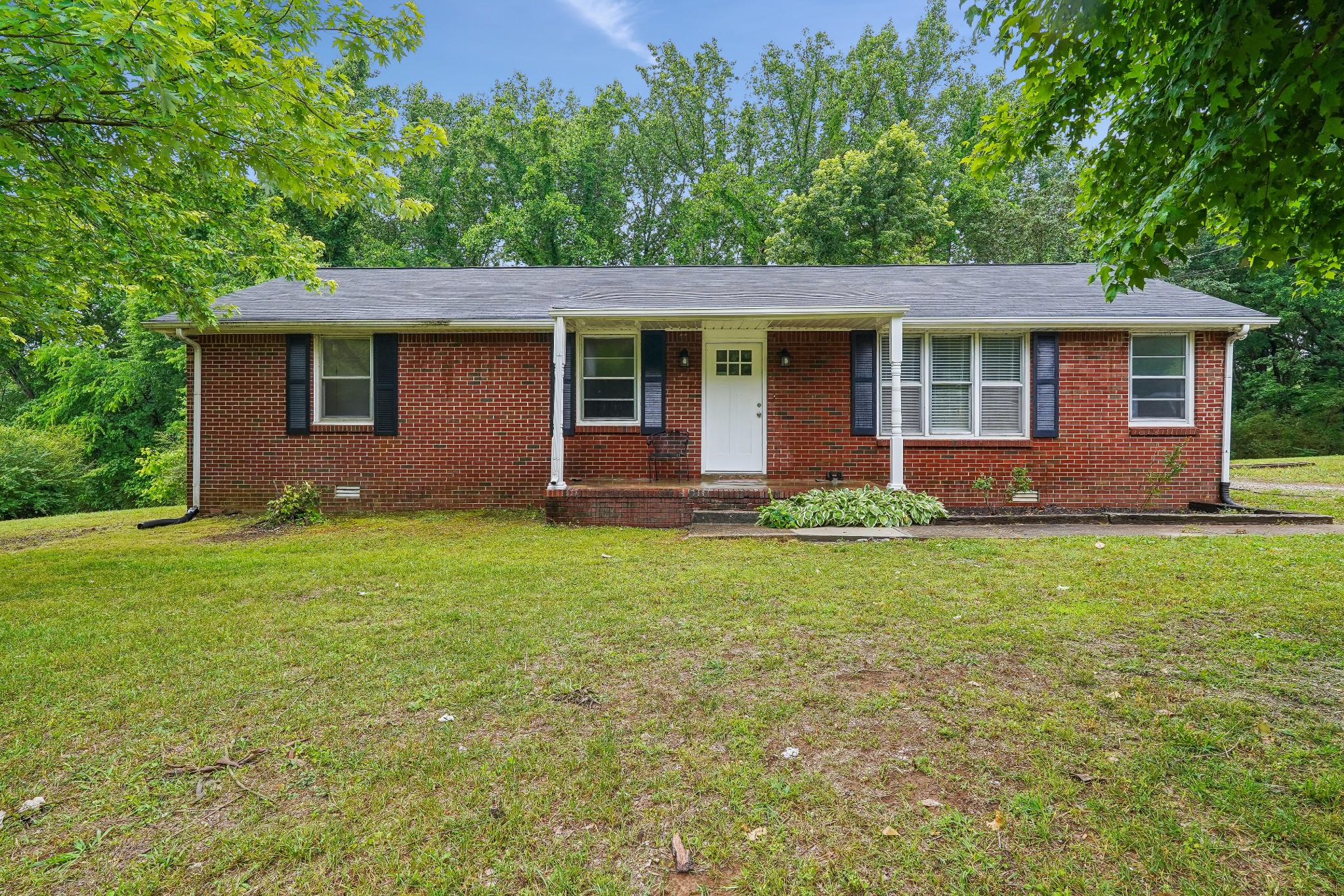 744 Scoutview Rd