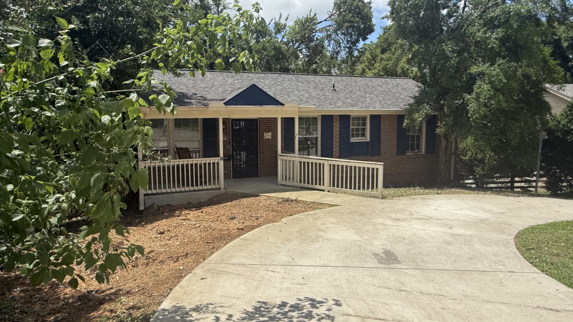 5055 Mclendon Dr Property Photo 6