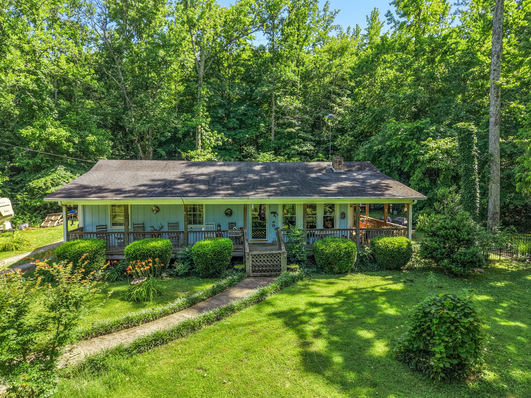 1611 Harpeth Xing Property Photo 1