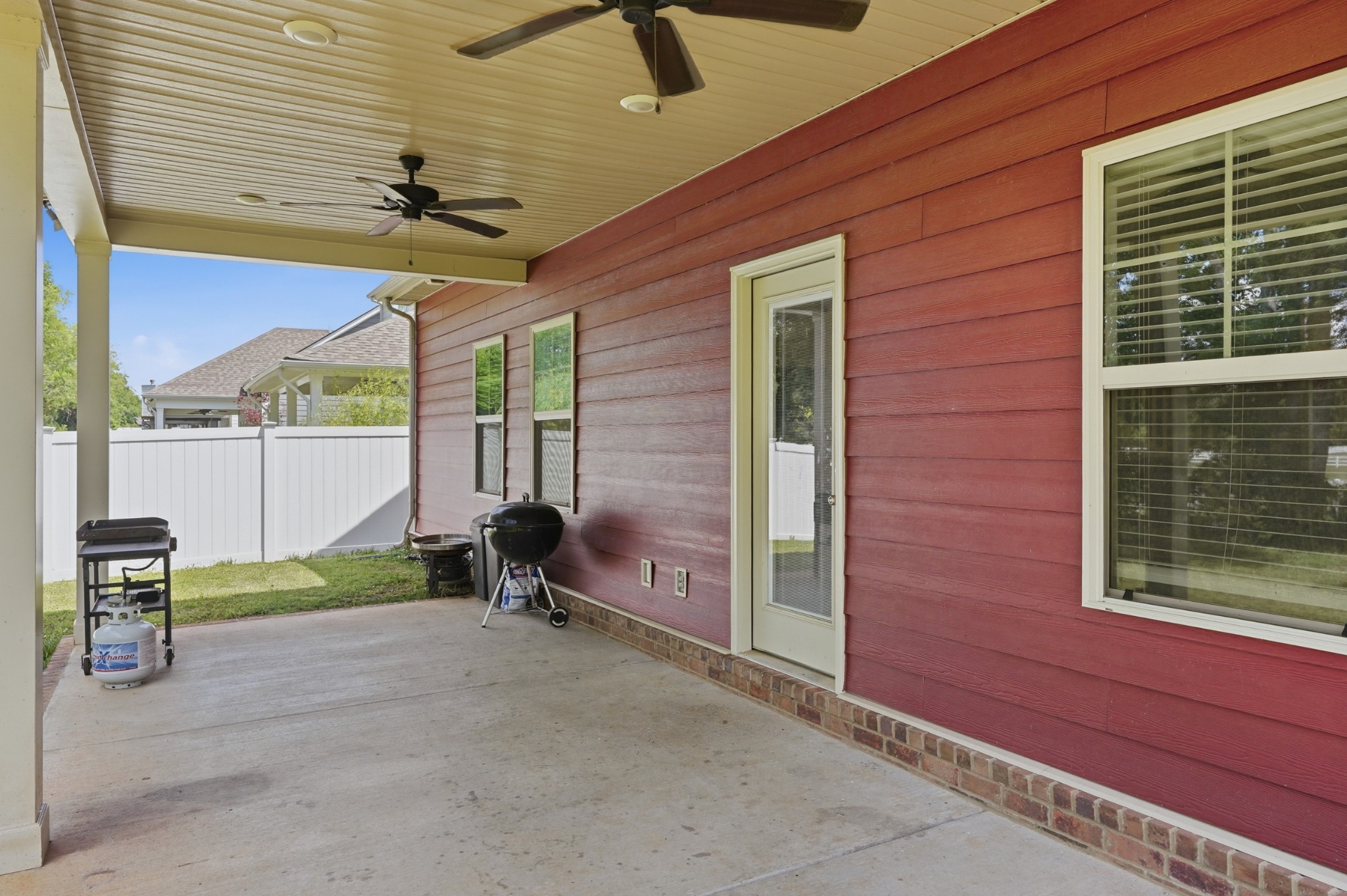2407 Fig Dr Property Photo 37