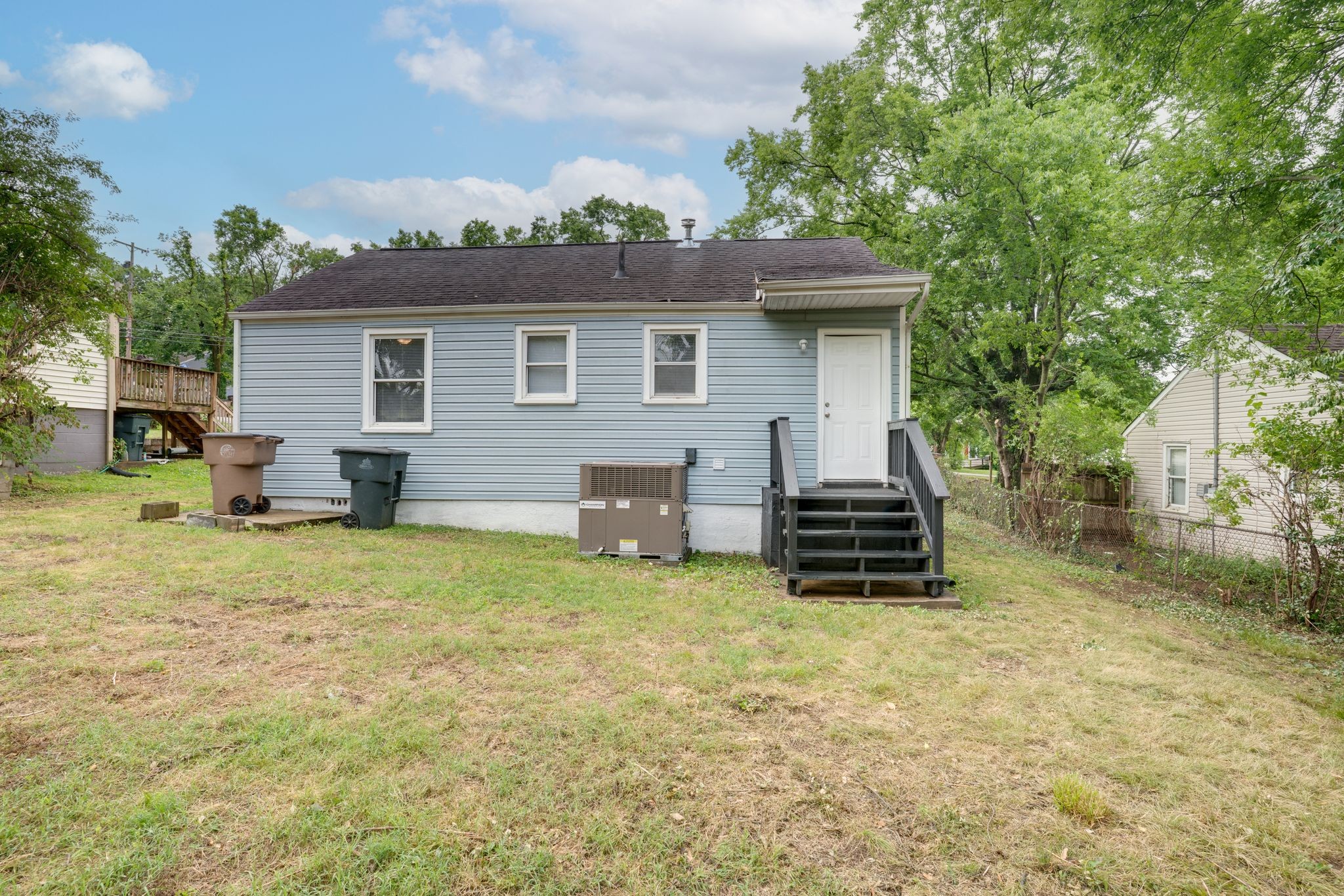 509 Wesley Ave Property Photo 18