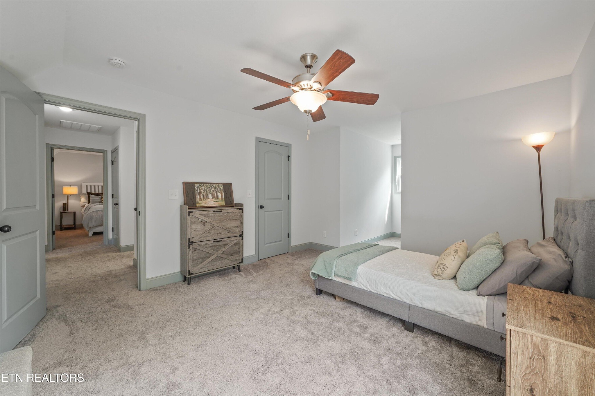 1925 Harbor Lane Property Photo 27