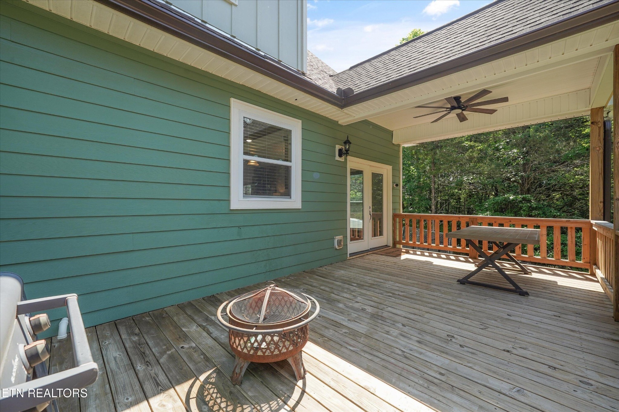 1925 Harbor Lane Property Photo 31