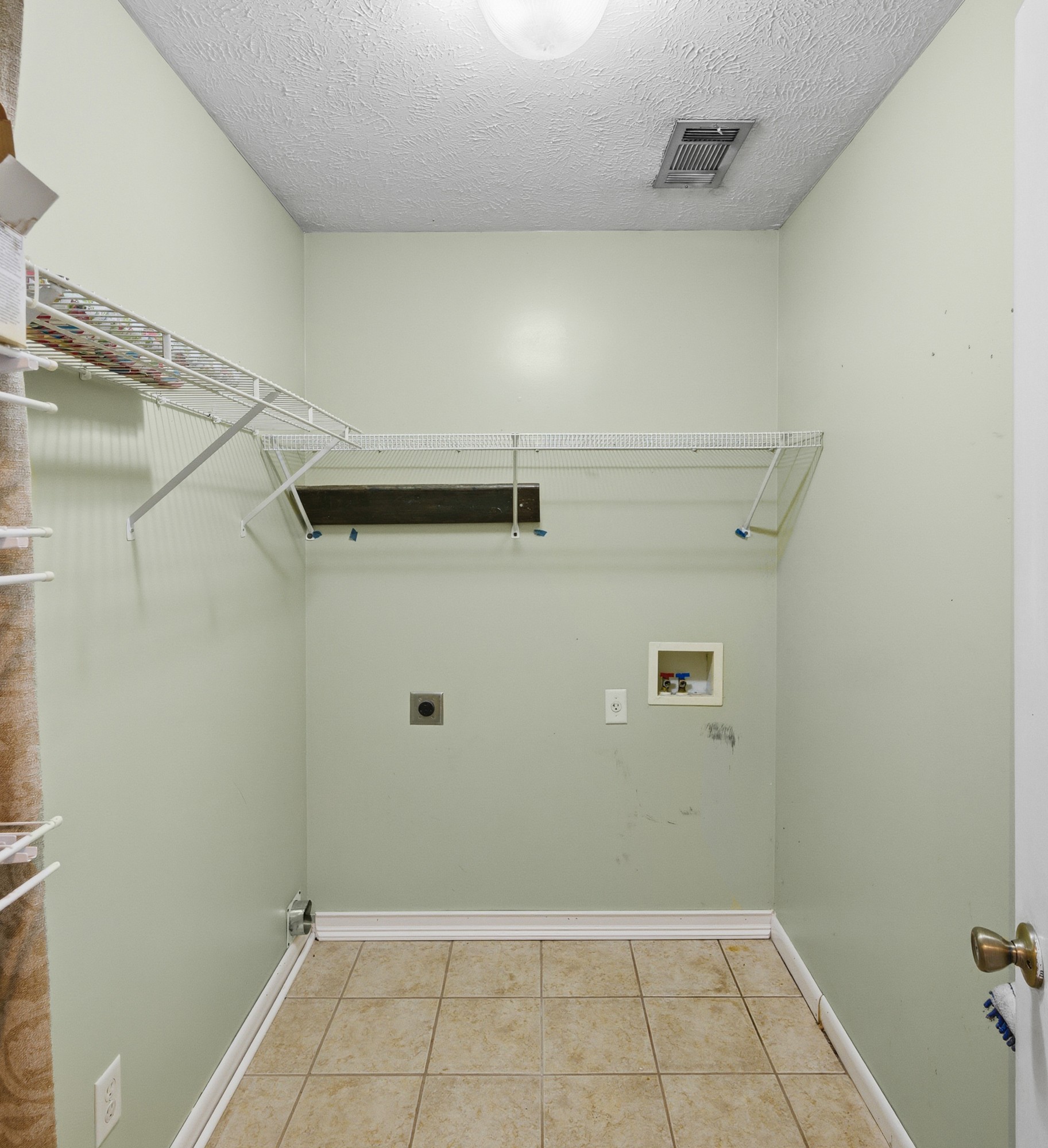 270 Reed Cir Property Photo 20