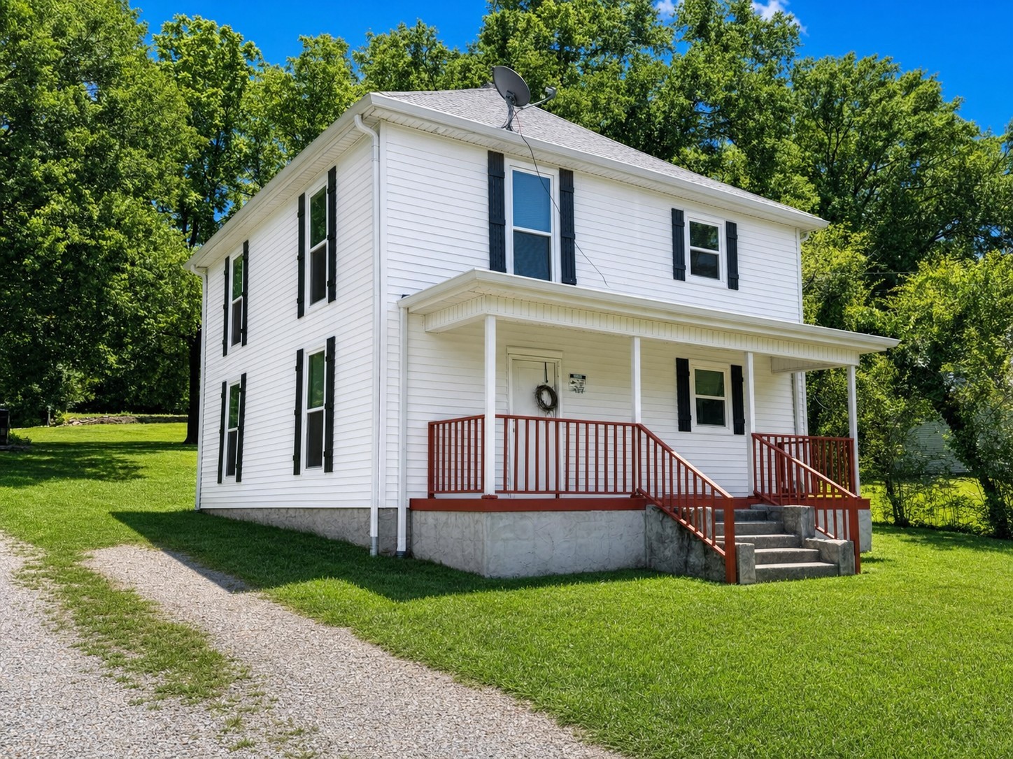 427 Childers St Property Photo 1
