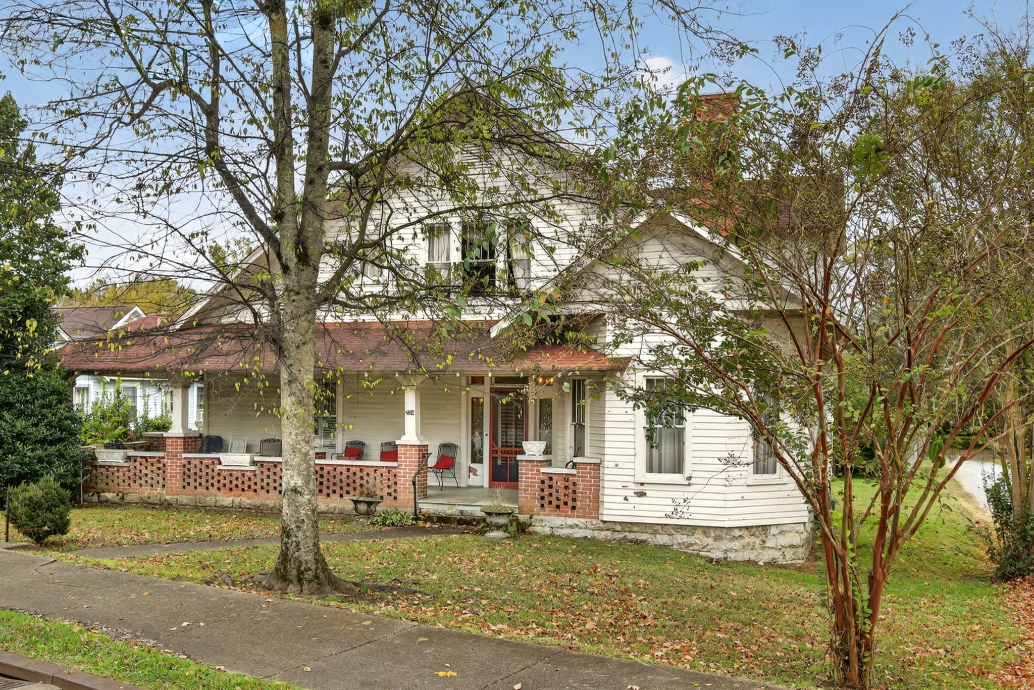 204 Bright Ave Property Photo 1
