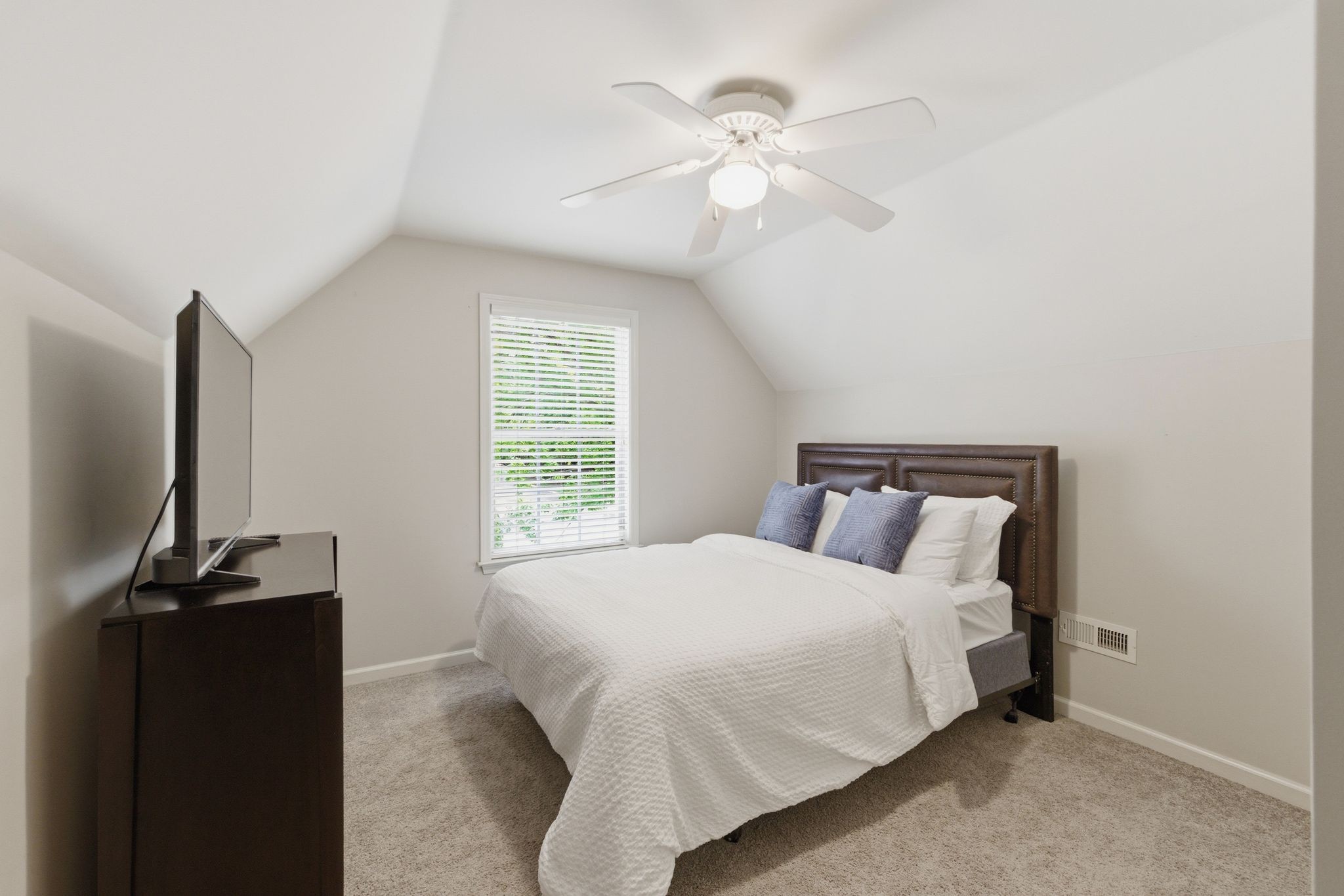 421 Galloway Dr Property Photo 26