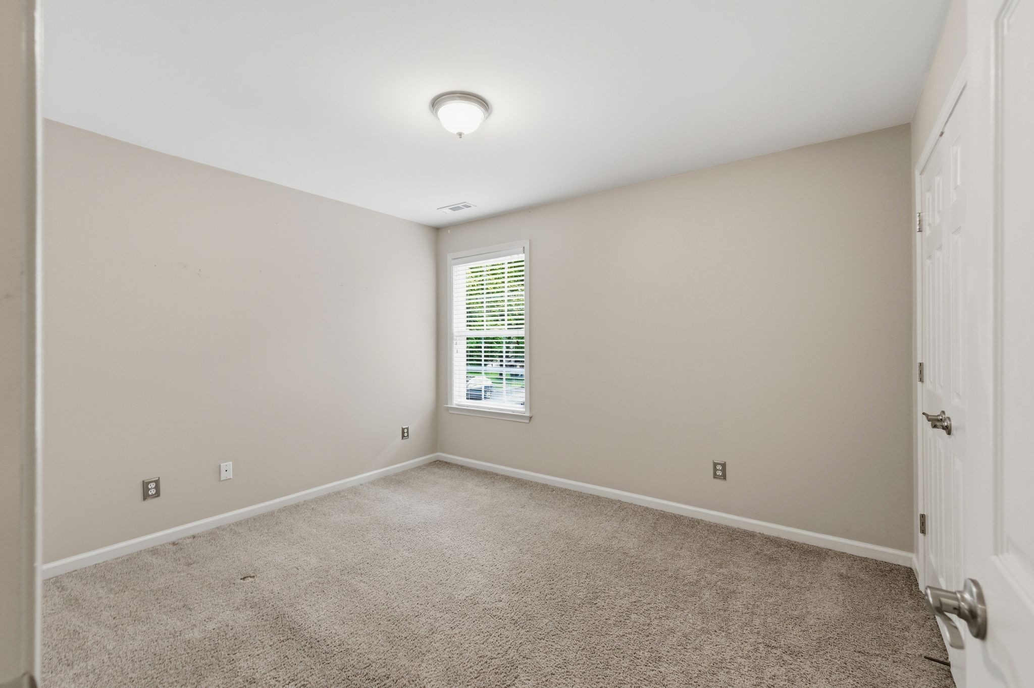 421 Galloway Dr Property Photo 27