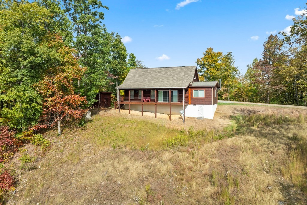 604 Hickory Ln Property Photo 10