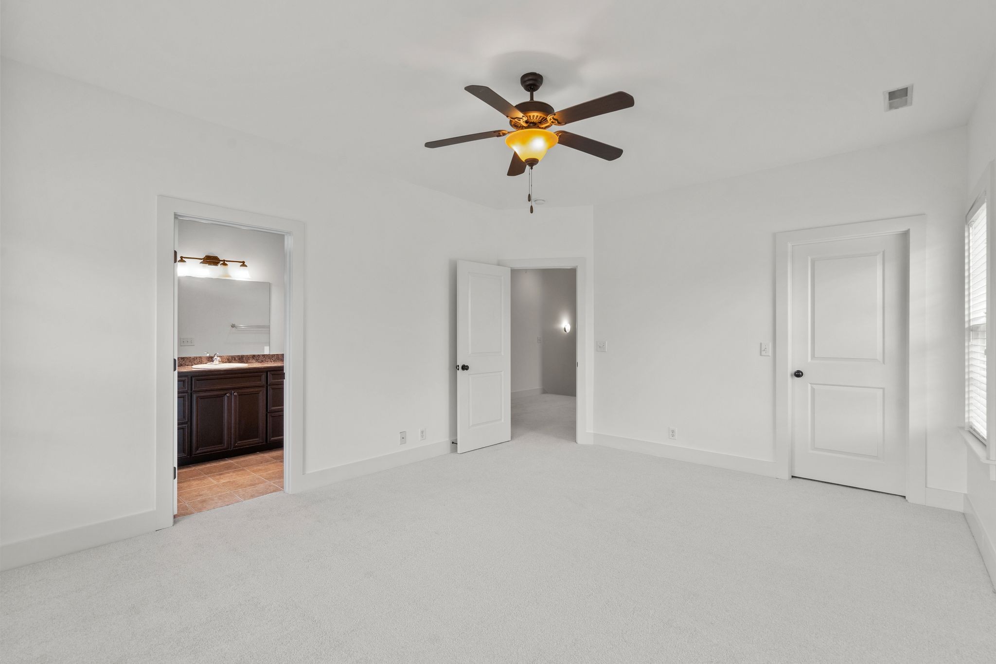 1506 Arthur Ave Property Photo 33