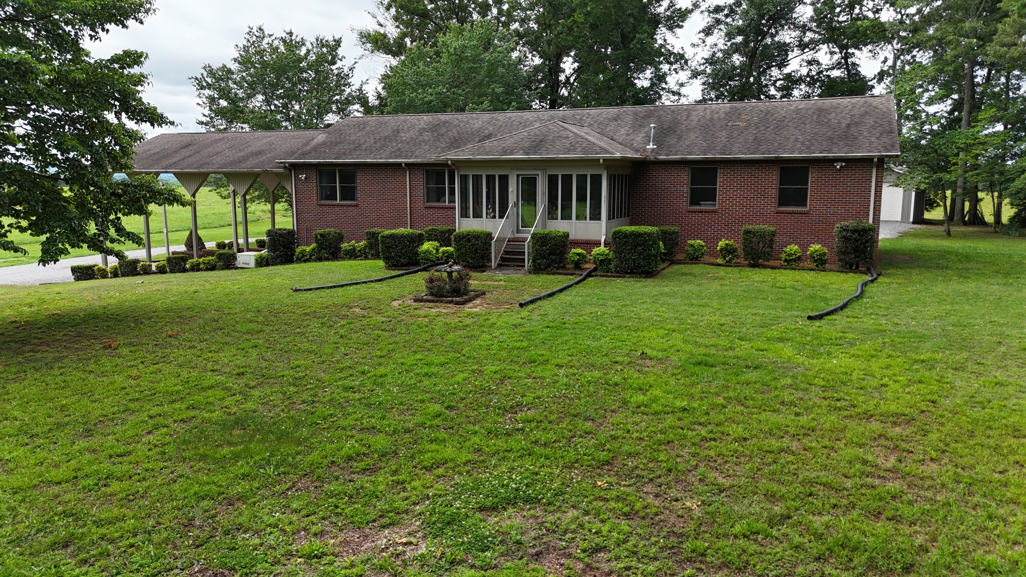 2465 Bybee Chapel Rd Property Photo 1