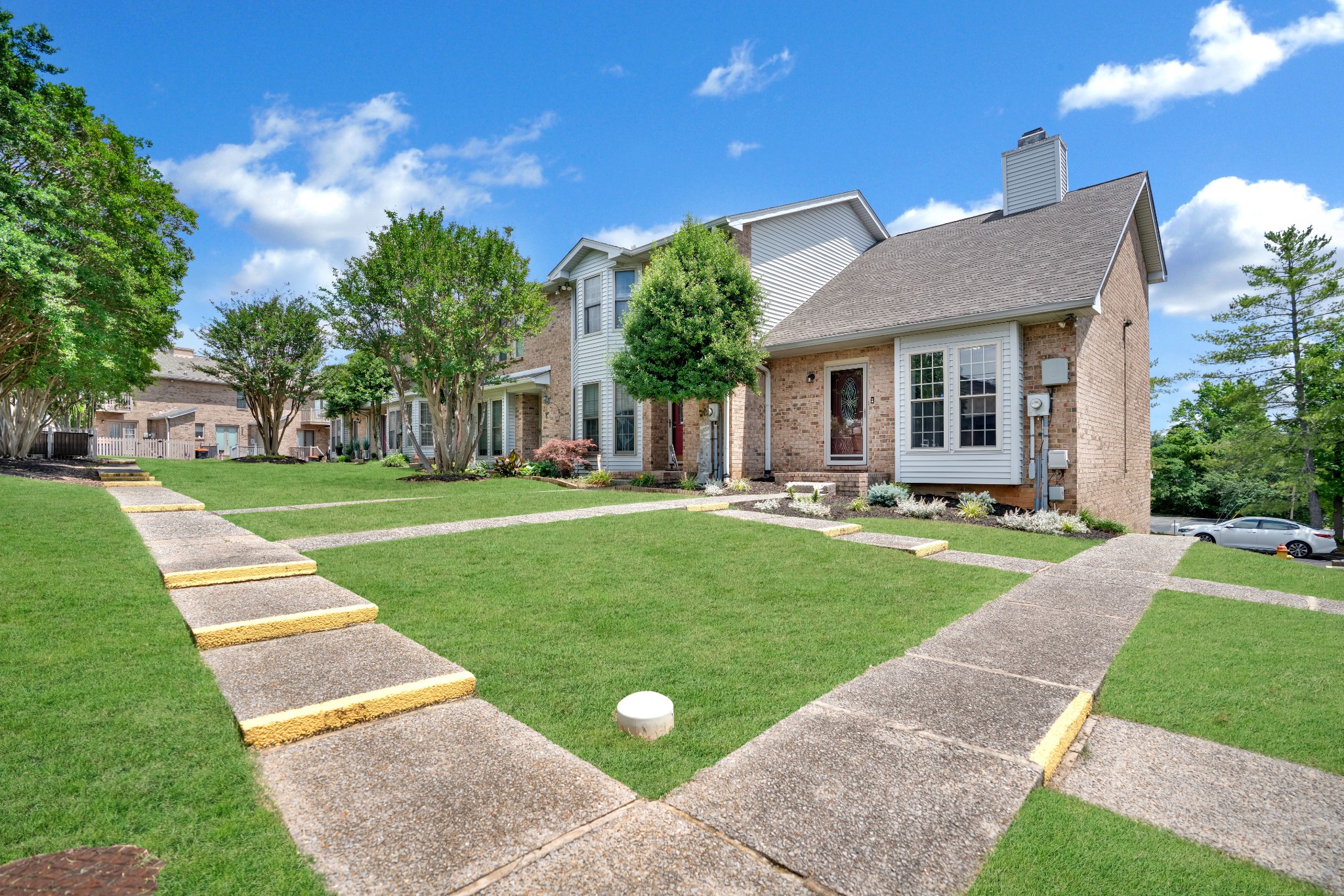 12 Magnolia Sq Property Photo 1