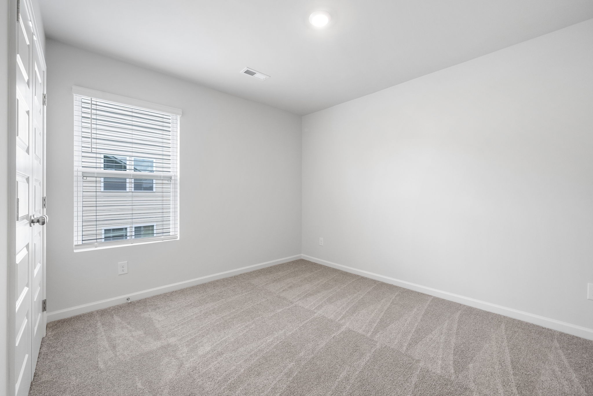 457 Perthshire Loop Property Photo 25