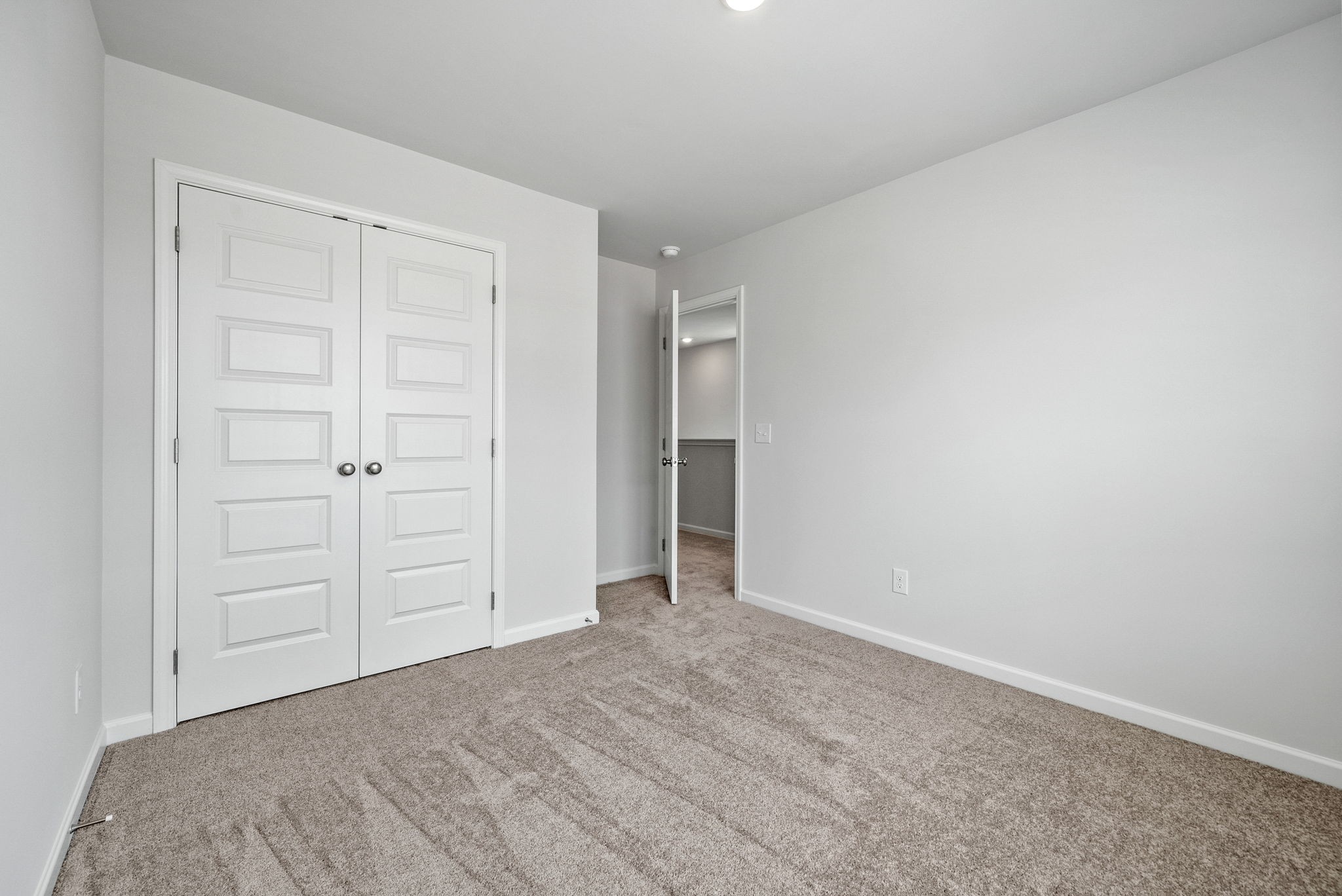 457 Perthshire Loop Property Photo 32