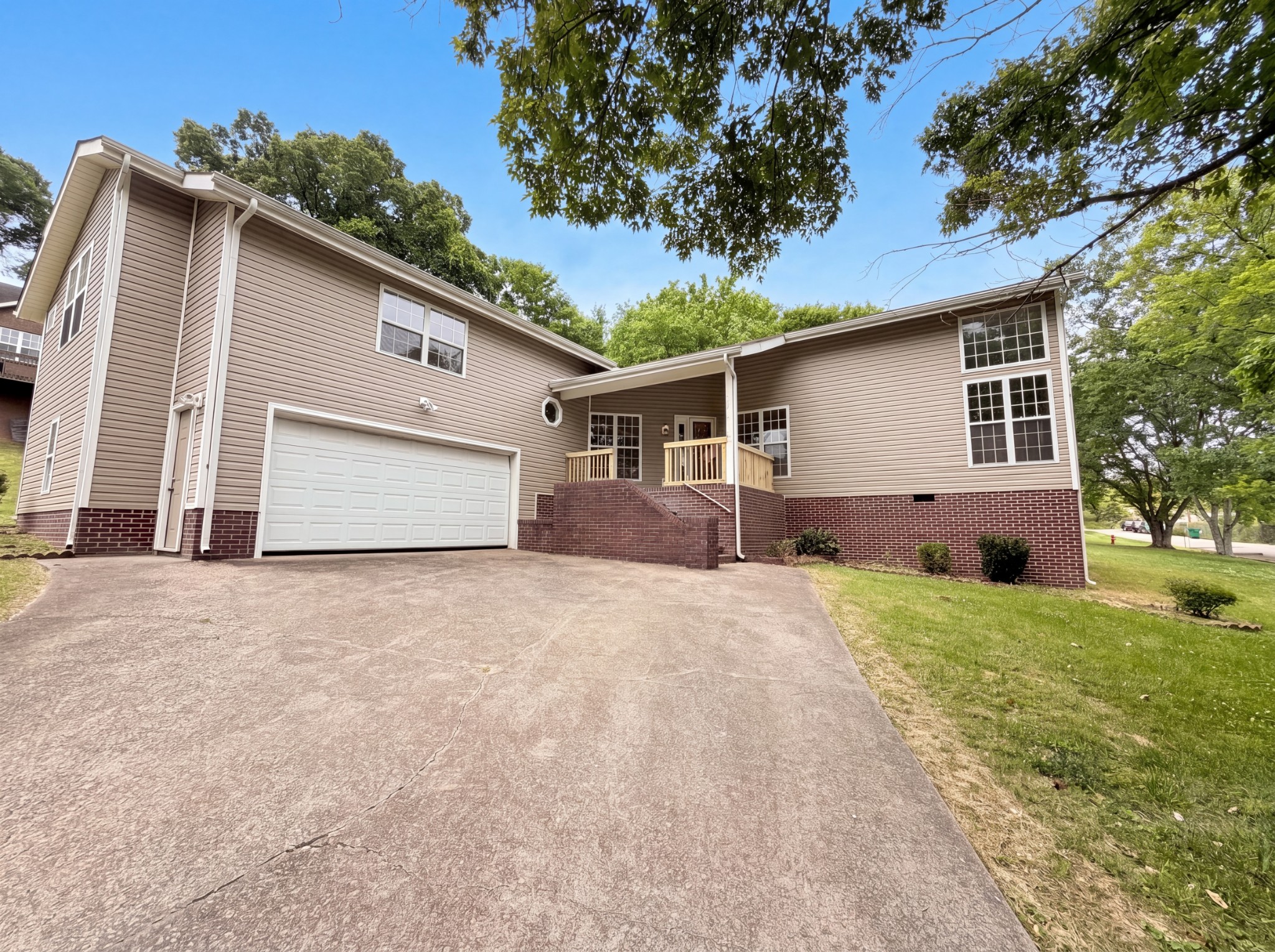 2011 Wild Cherry Dr