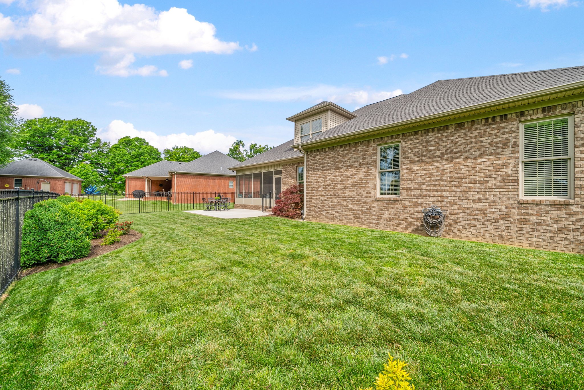 111 Sherinton Pl Property Photo 49
