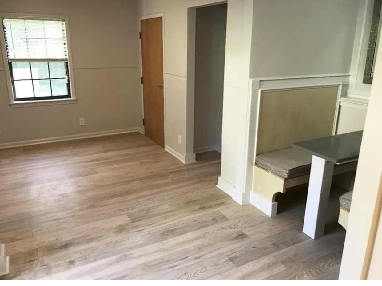 916920 Glenwood Drive Property Photo 29