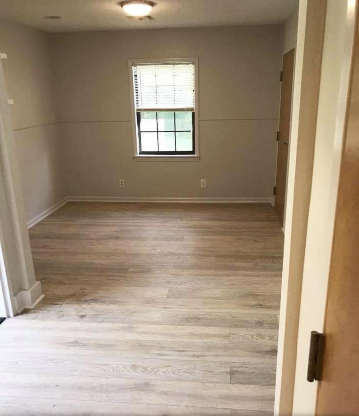 916920 Glenwood Drive Property Photo 30