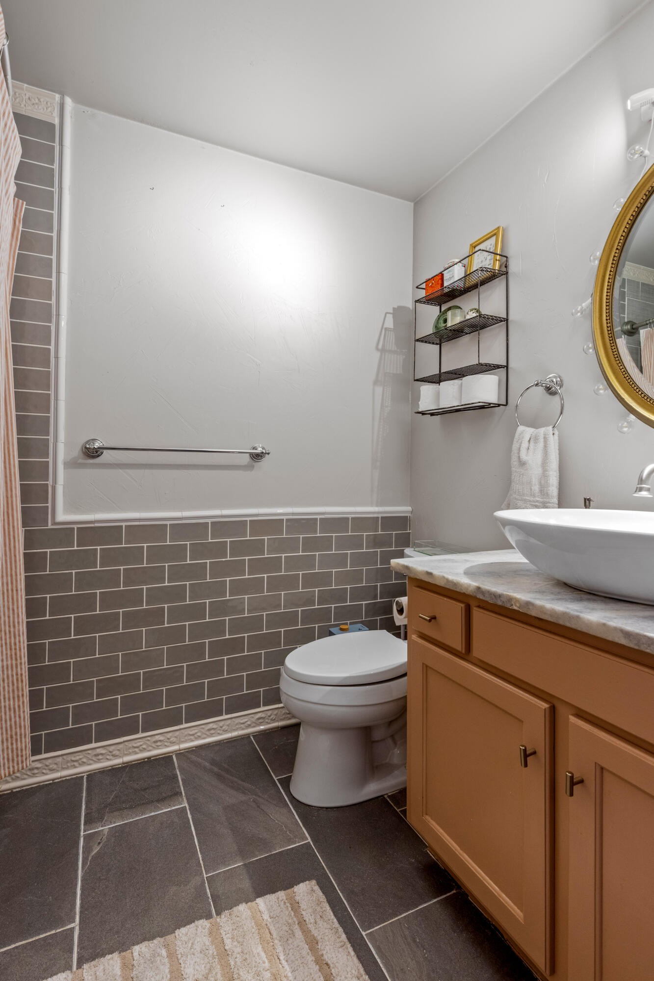 916920 Glenwood Drive Property Photo 48