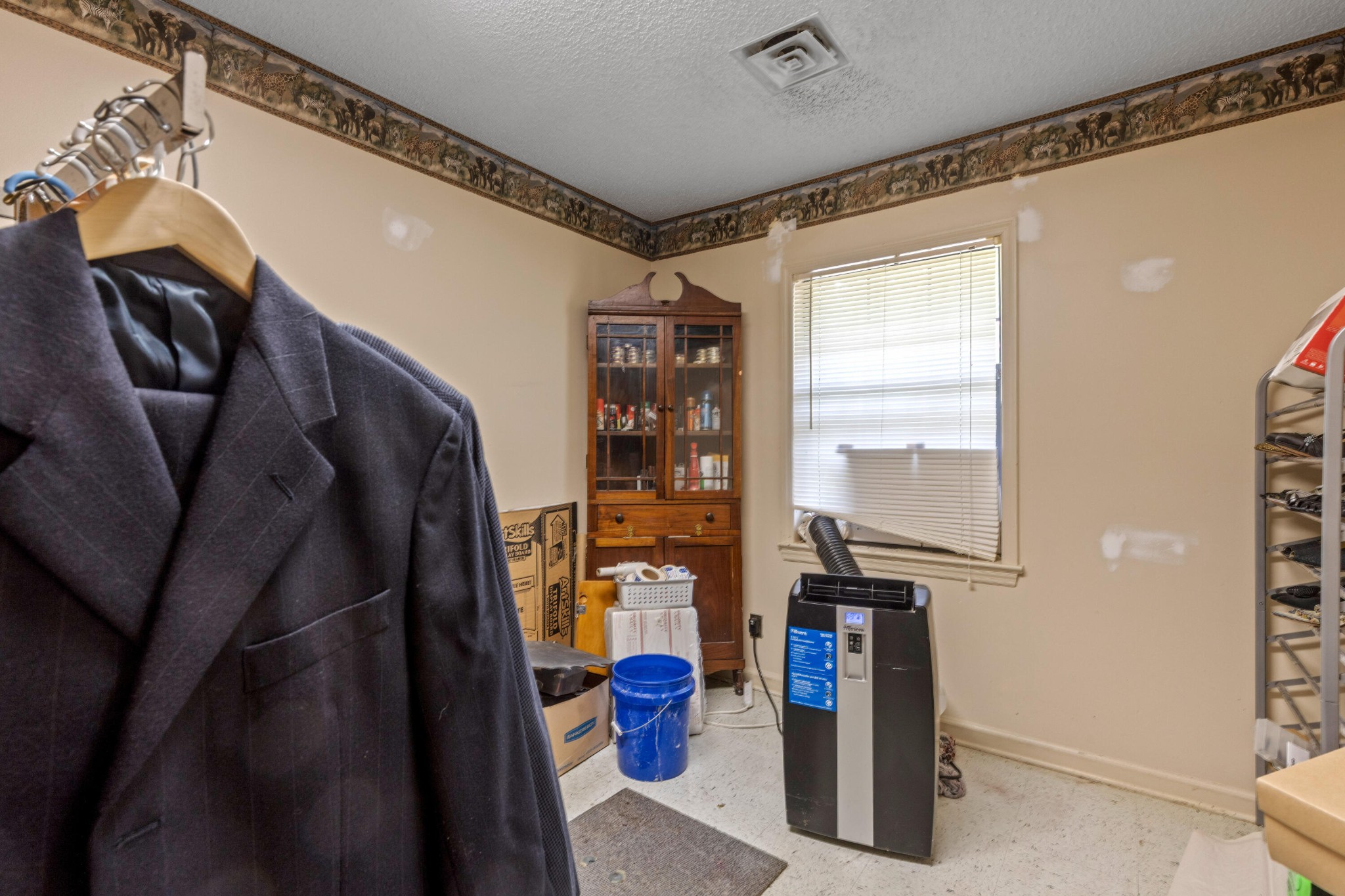 916920 Glenwood Drive Property Photo 62