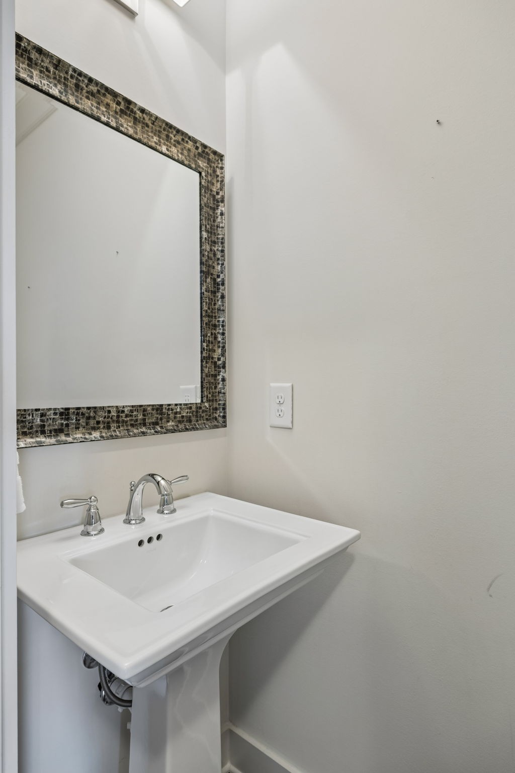 1722c 14th Ave, S Property Photo 13