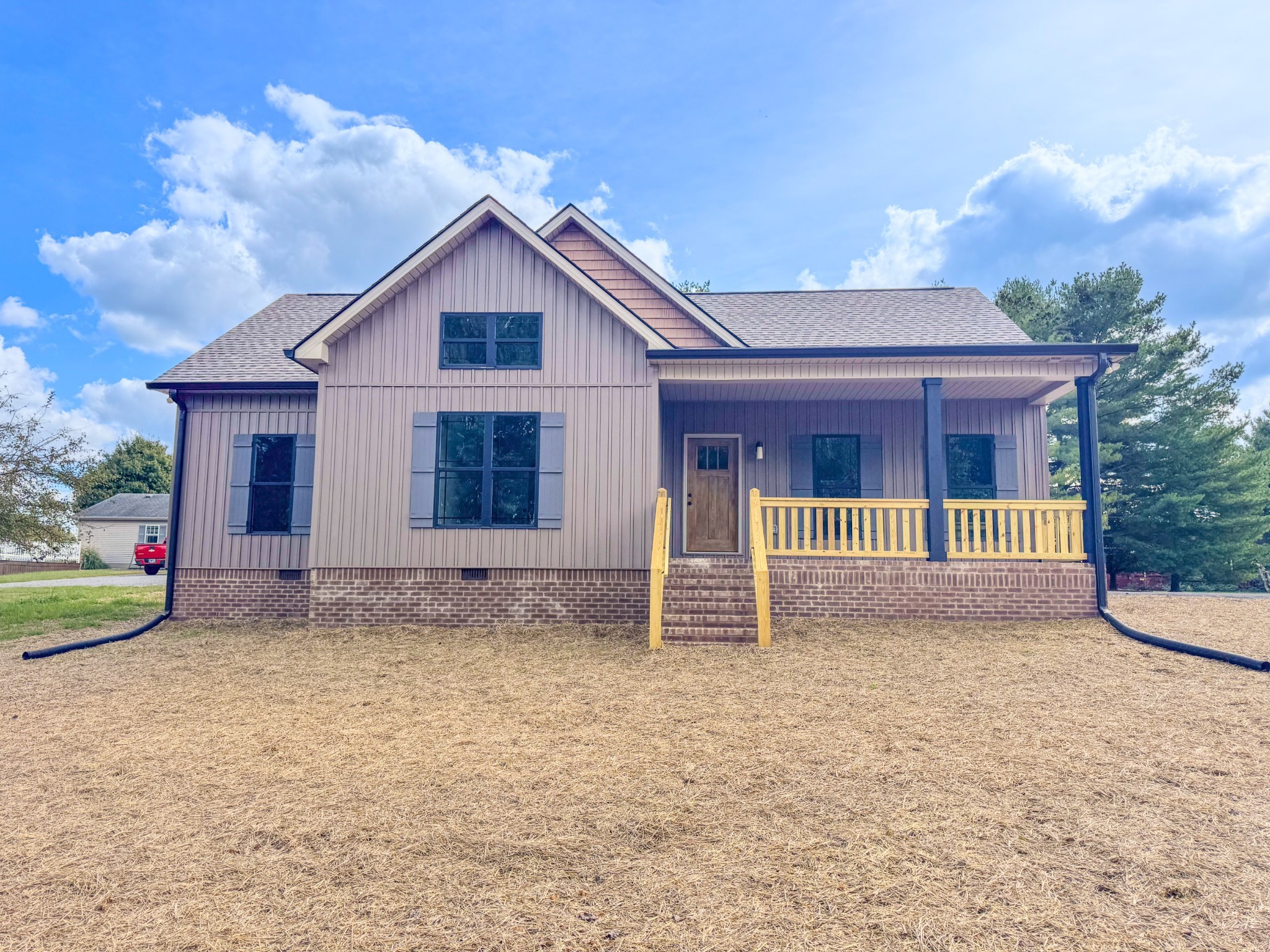 158 Fox Run Property Photo 1