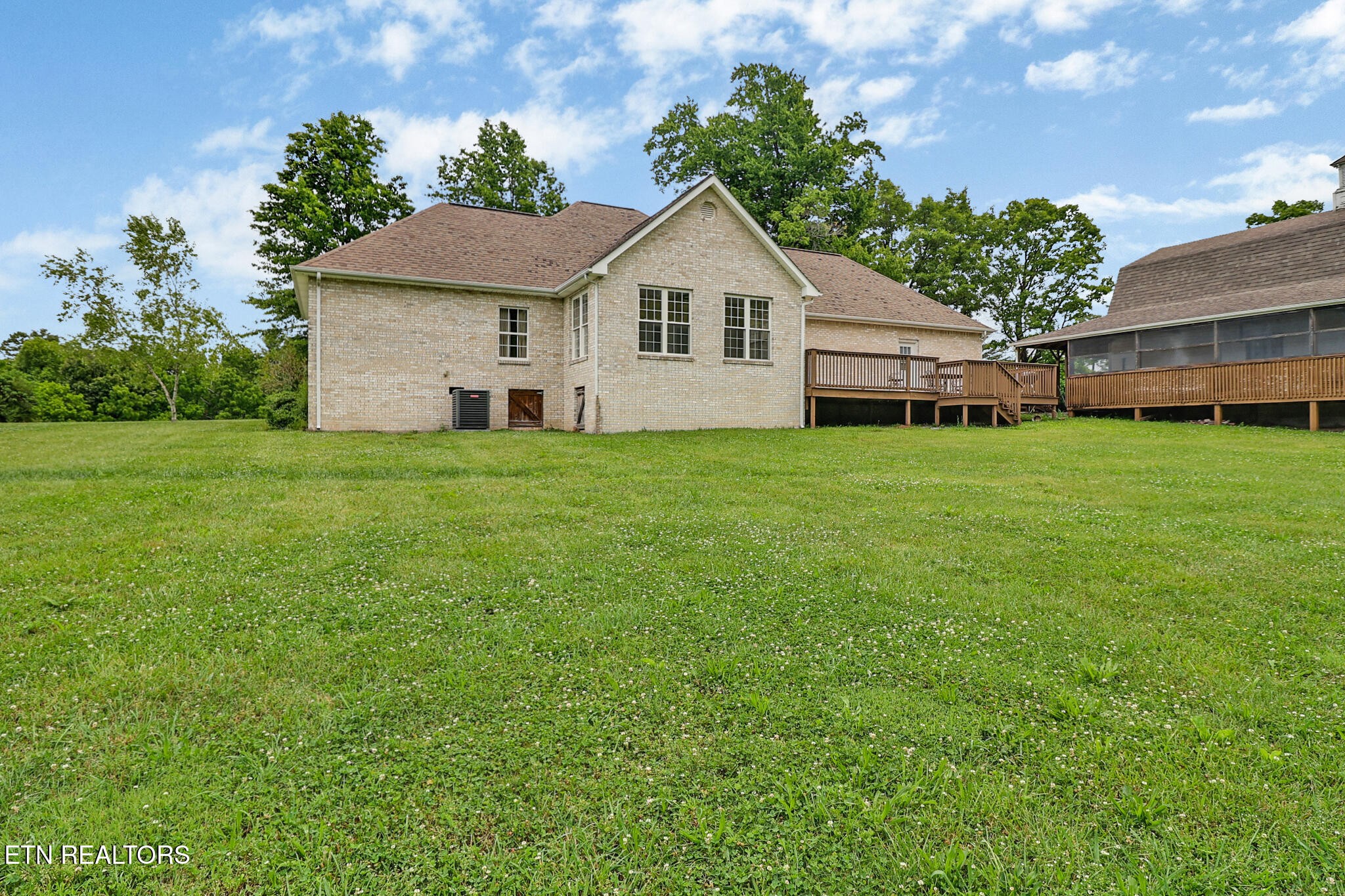 809 Buffalo Tr Property Photo 8