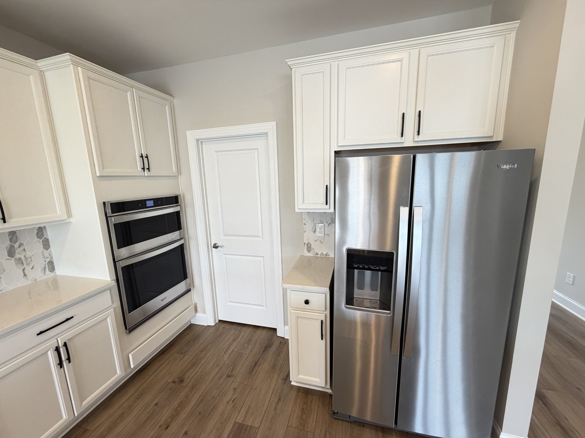 694 Castle Rd Property Photo 5