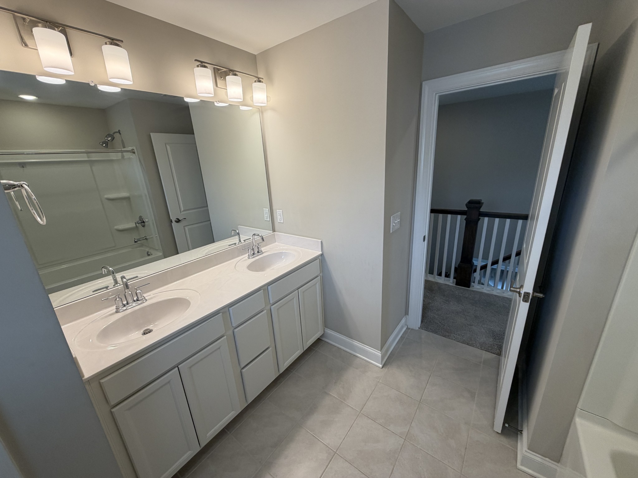 694 Castle Rd Property Photo 12