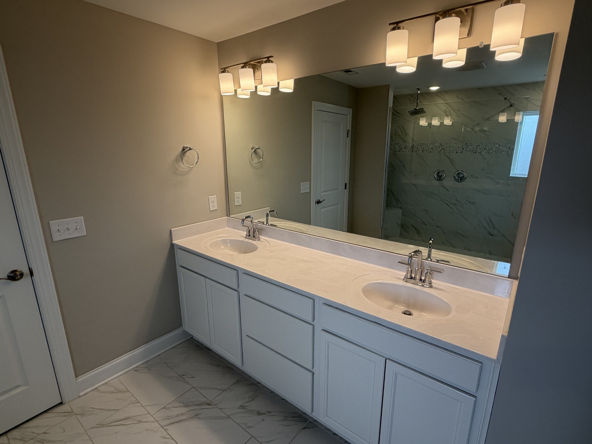 694 Castle Rd Property Photo 16