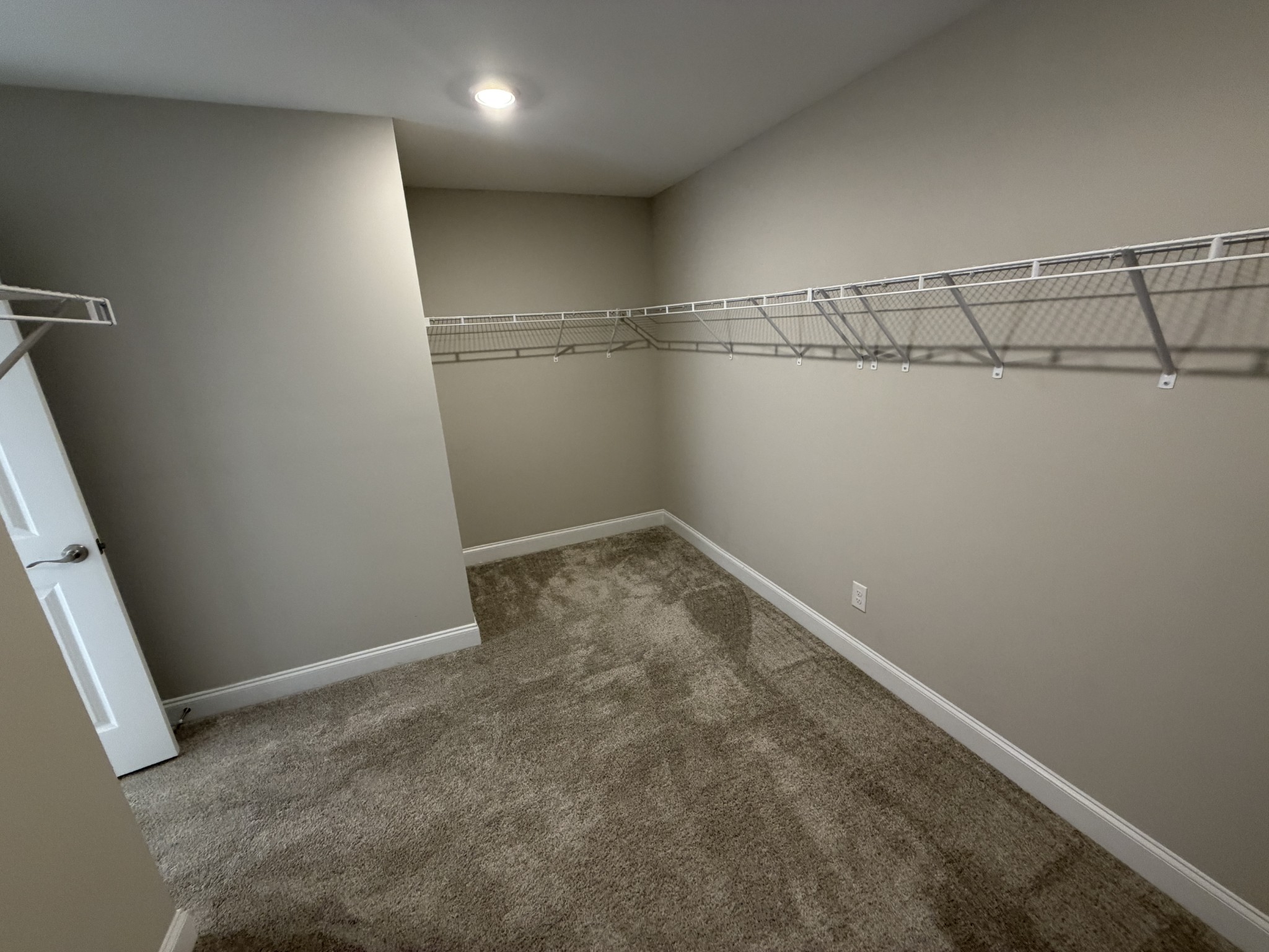 694 Castle Rd Property Photo 18