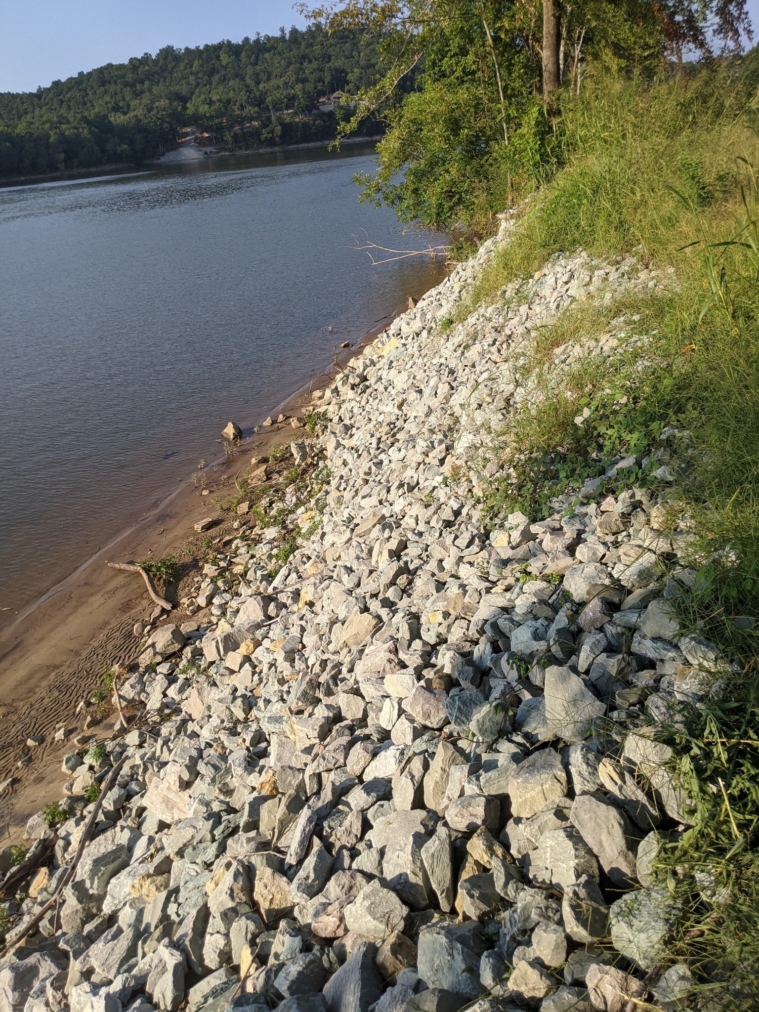 5 River Front Drive Property Photo 8