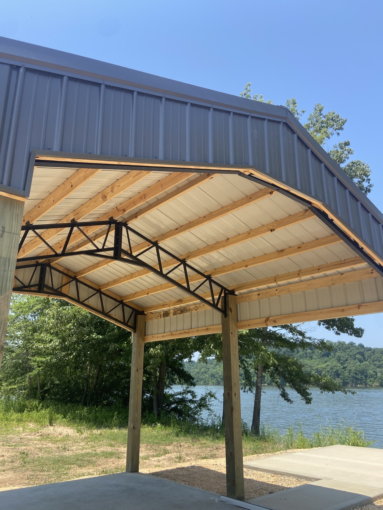 5 River Front Drive Property Photo 10