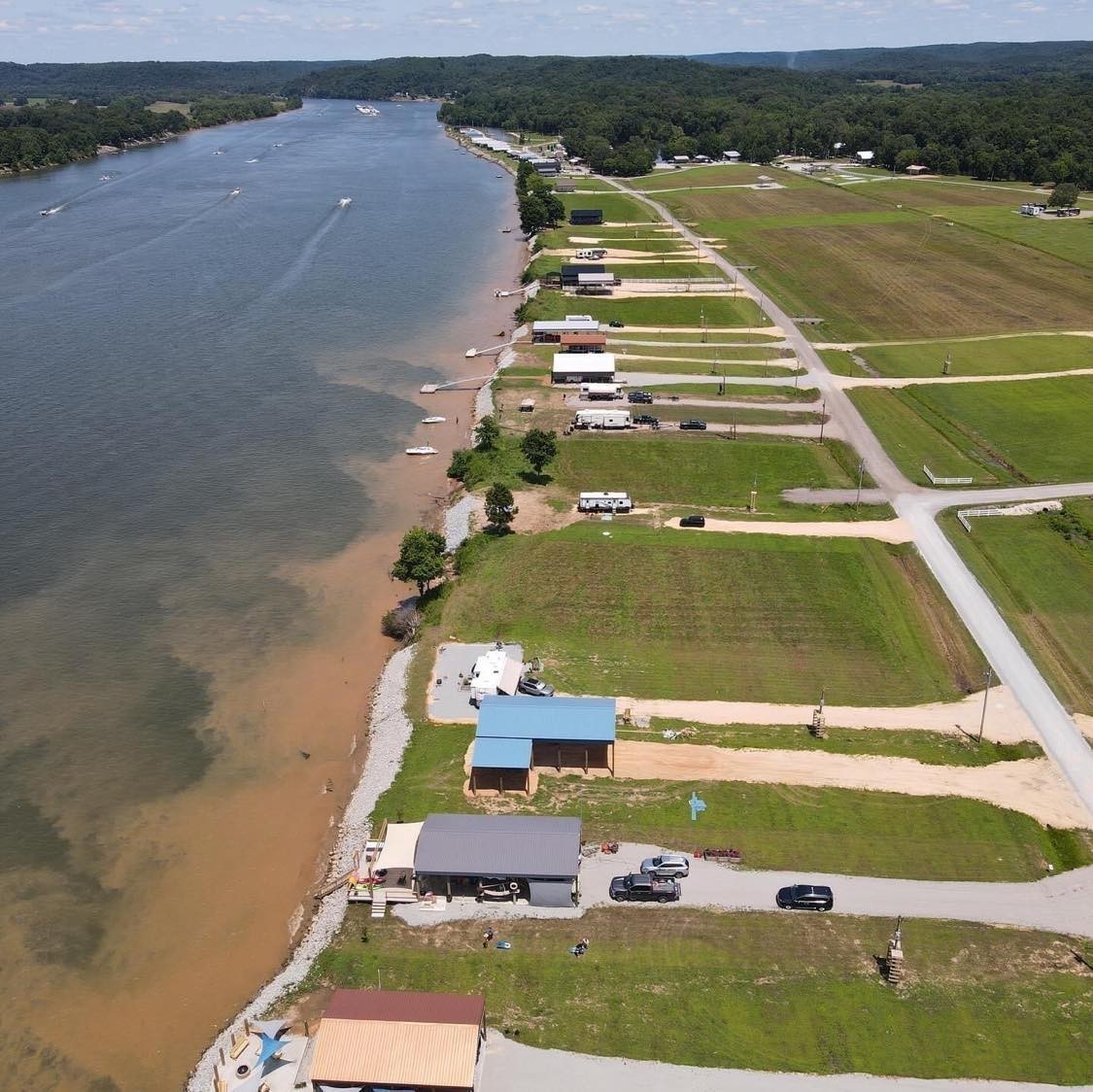 5 River Front Drive Property Photo 19