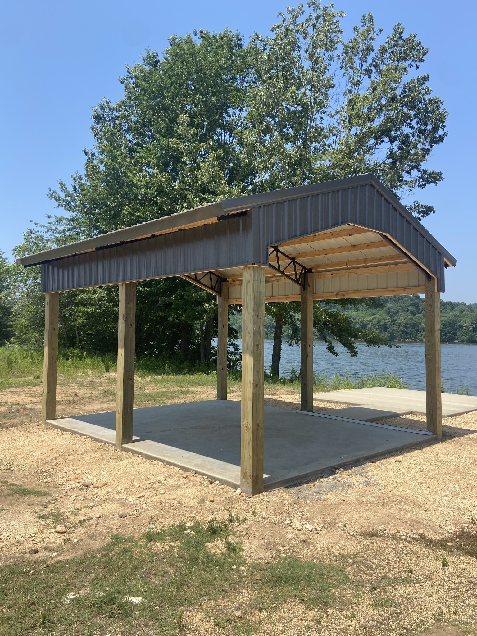 5 River Front Drive Property Photo 22