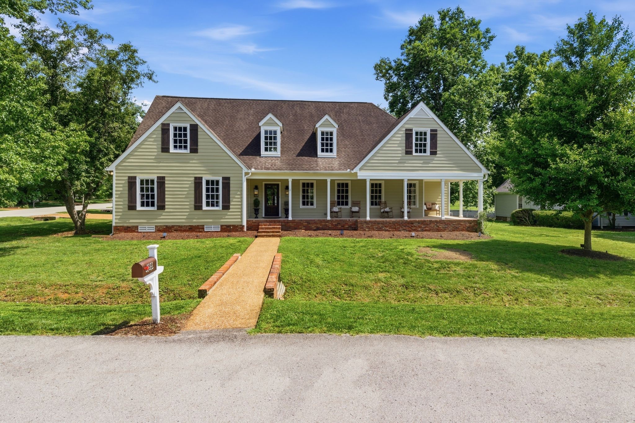 1111 Greenleaf Way Property Photo 1