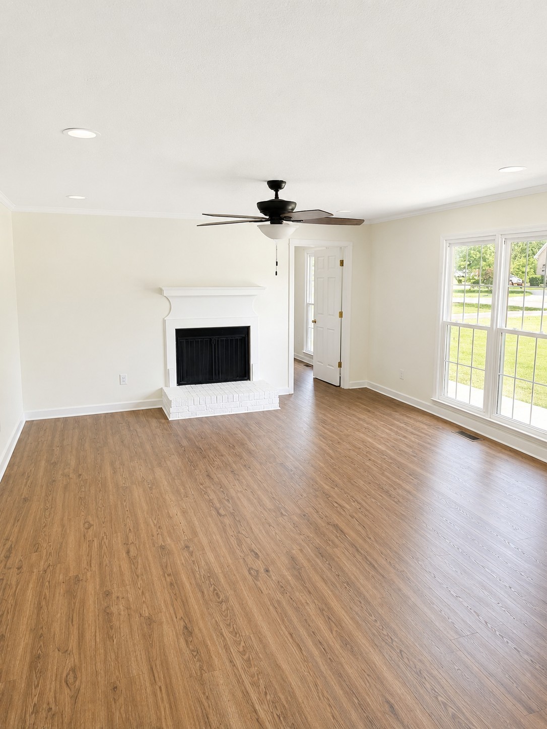 107 Candlewood Est Property Photo 8