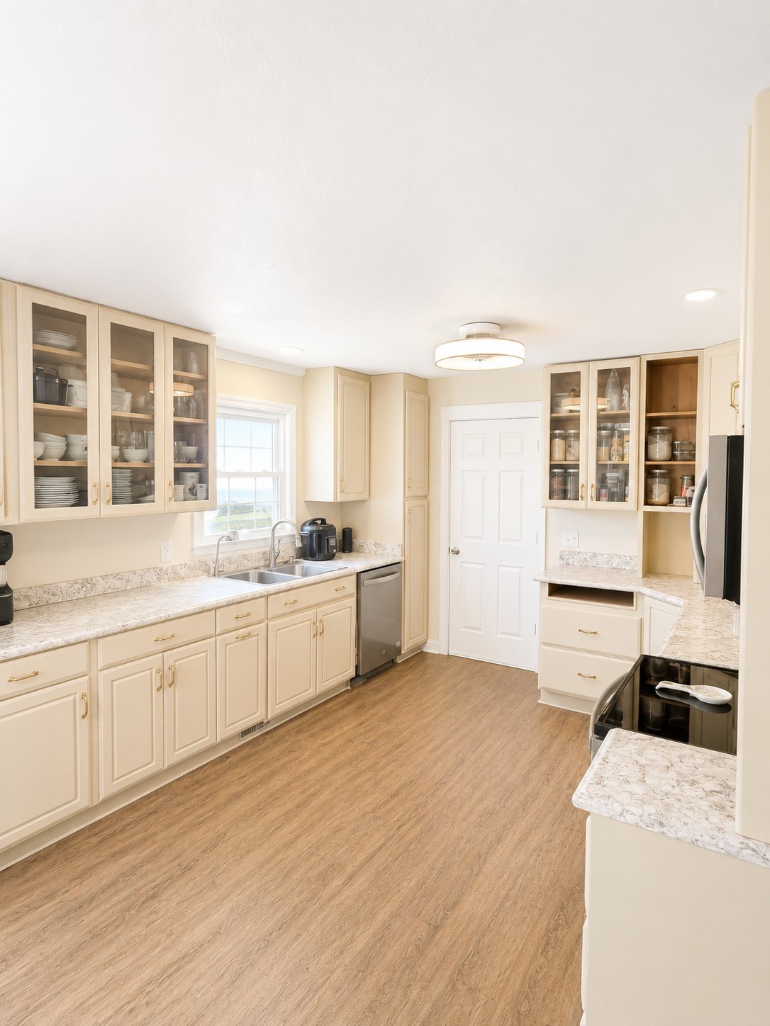 107 Candlewood Est Property Photo 14