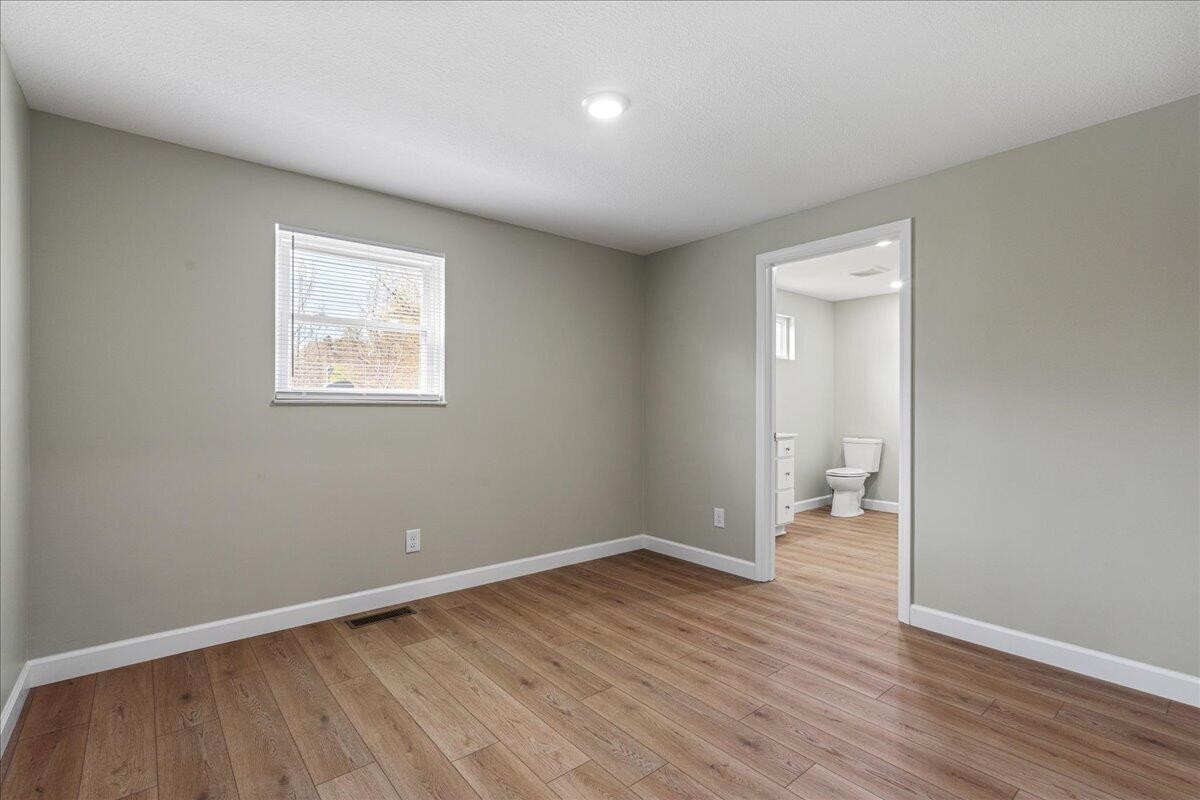 400 N Iowa Avenue Property Photo 15