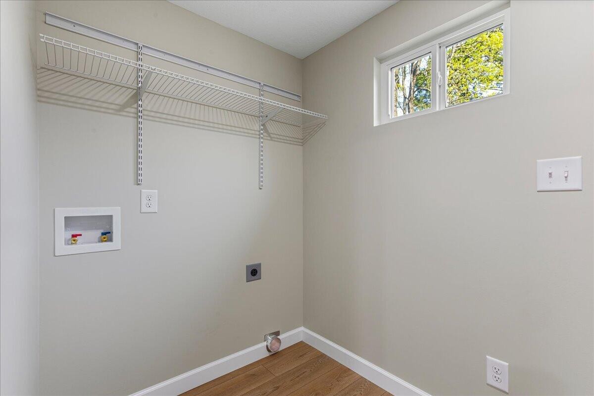 400 N Iowa Avenue Property Photo 18