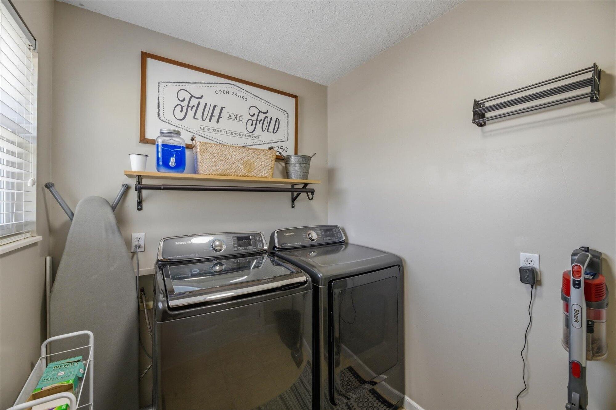 2727 Kenwood Drive Property Photo 21