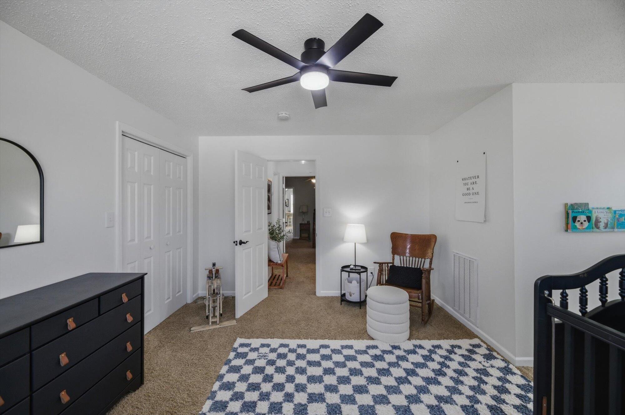 2727 Kenwood Drive Property Photo 30
