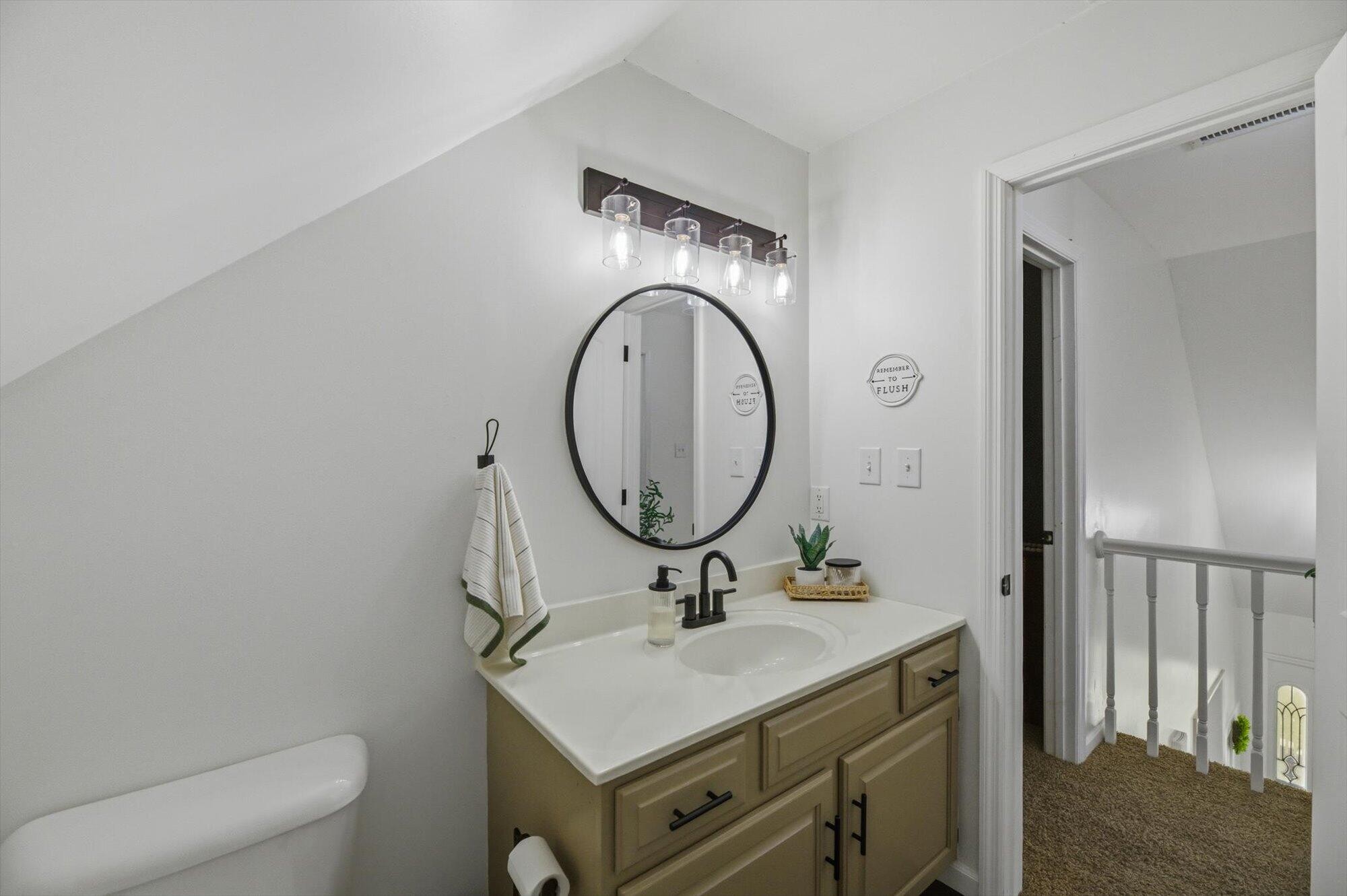 2727 Kenwood Drive Property Photo 37