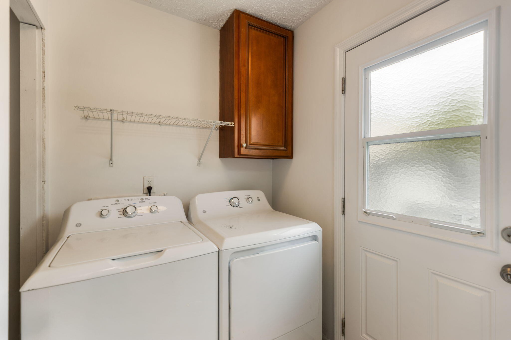 1541 Oak Tree Lane, Se Property Photo 15