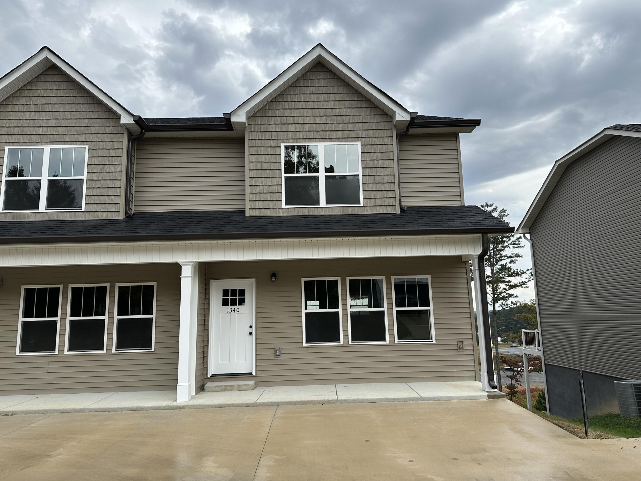 1340 Unity Drive, NE