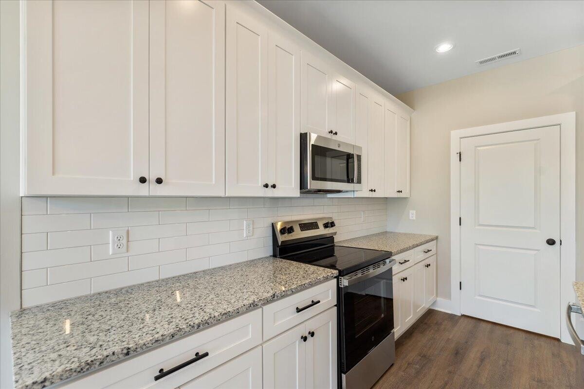 5220 Norah Place, Nw Property Photo 12