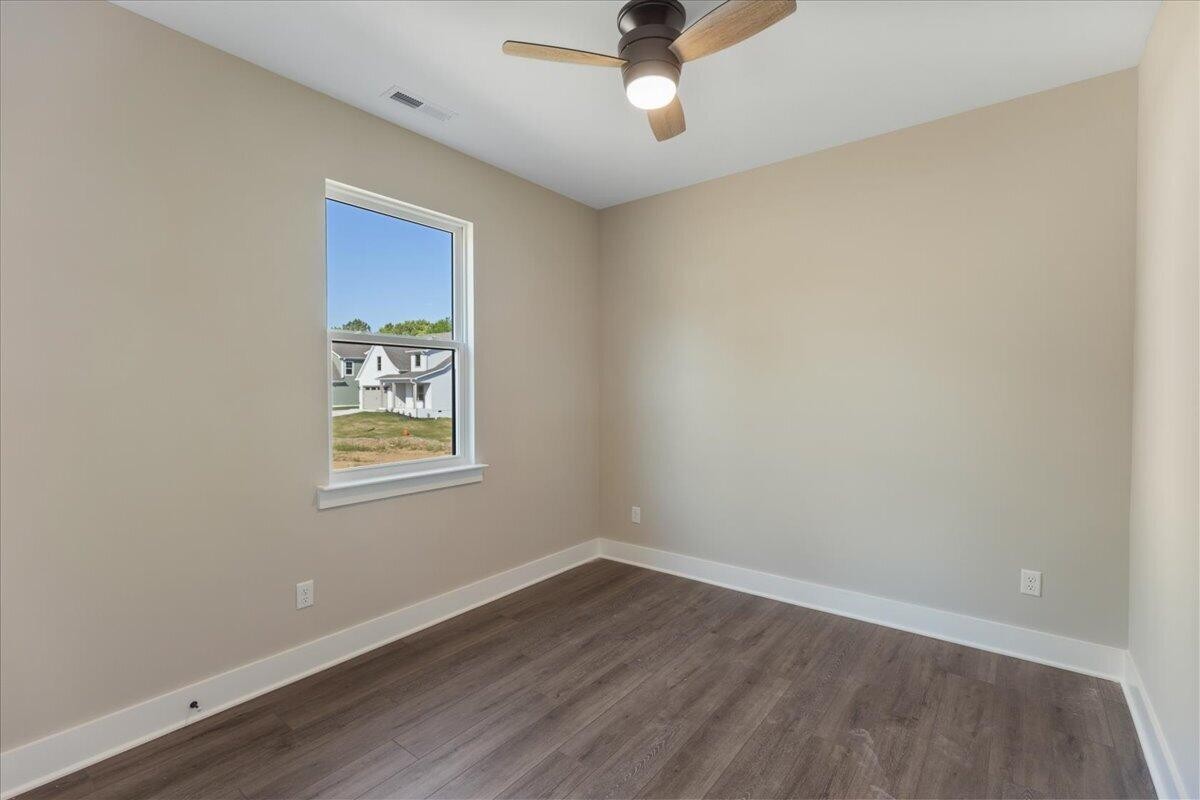 5220 Norah Place, Nw Property Photo 24