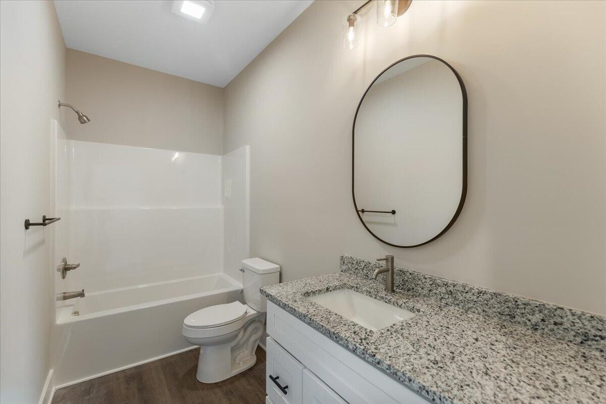 5220 Norah Place, Nw Property Photo 25