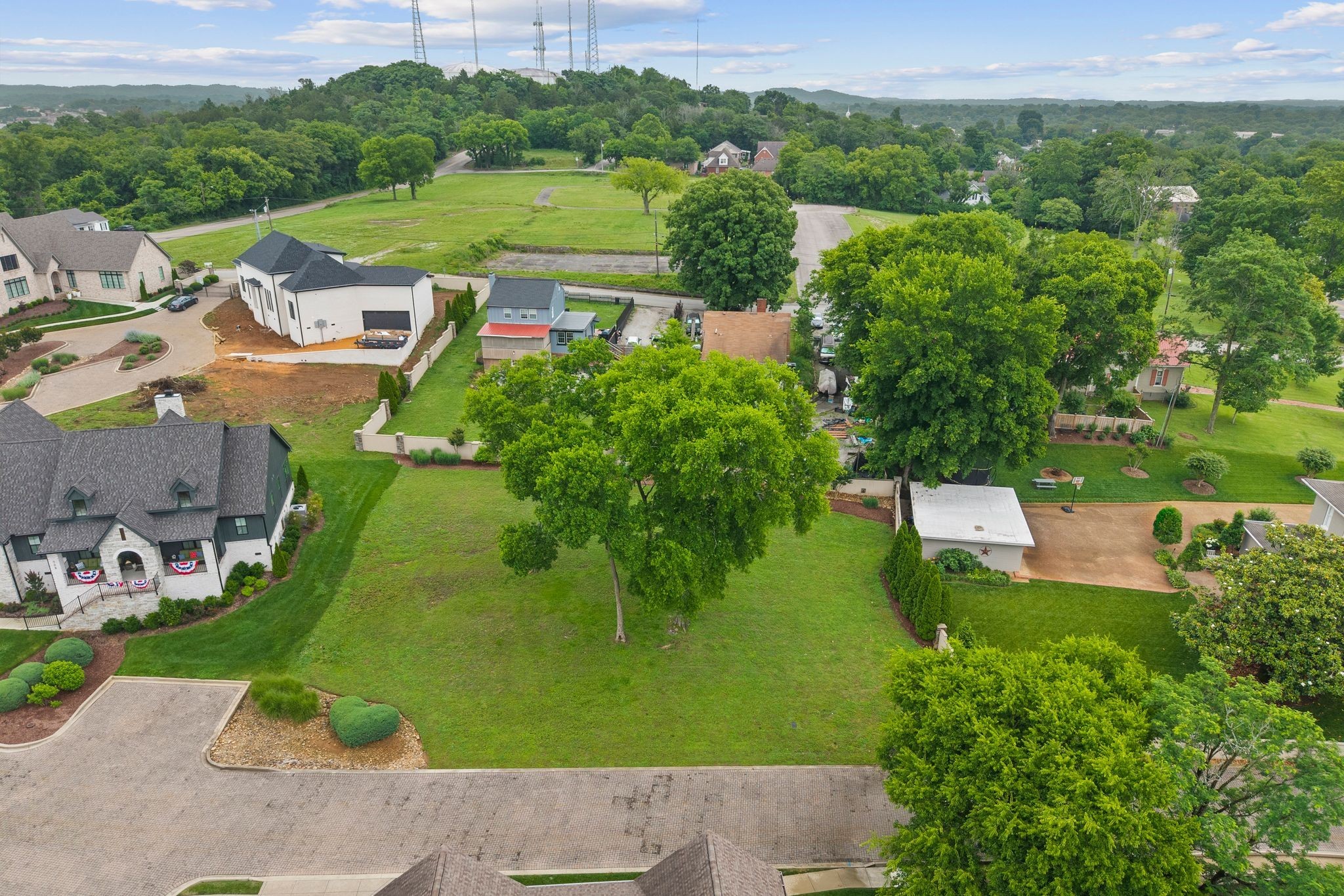 704 Halcyon Way Property Photo 9